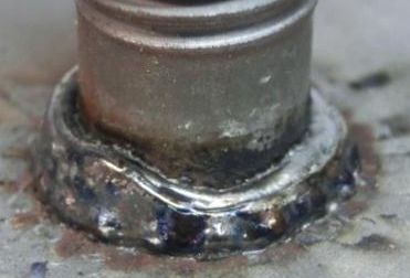 Stud welding with ceramic ring